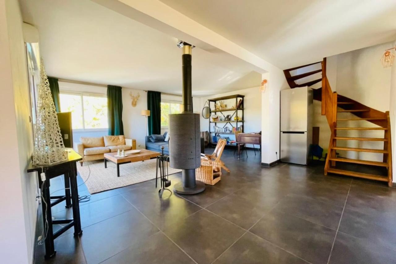Large Chalet With Terrace And View In Briancon公寓 外观 照片