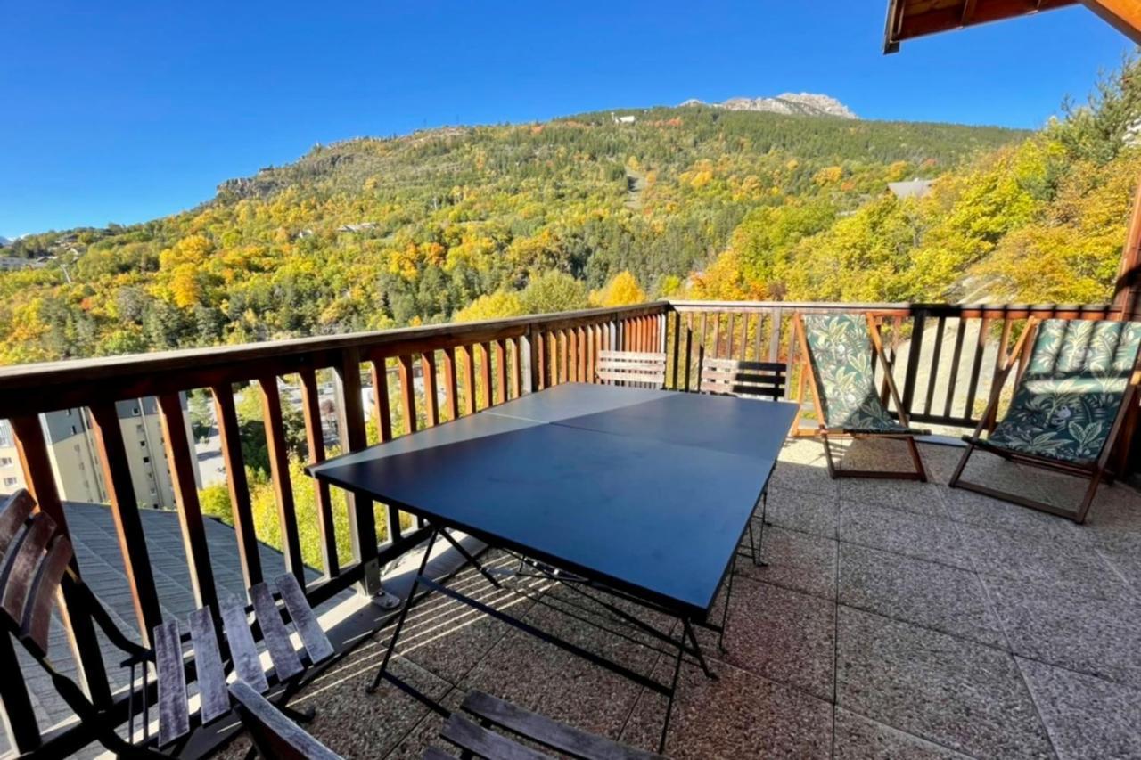 Large Chalet With Terrace And View In Briancon公寓 外观 照片