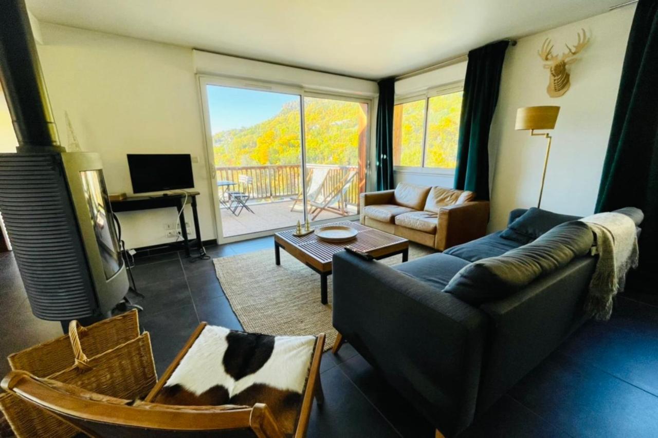 Large Chalet With Terrace And View In Briancon公寓 外观 照片